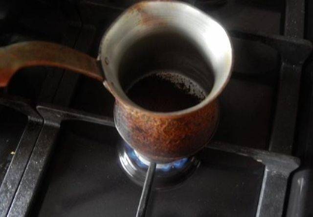 Кофе в турке дома на электрической плите: как правильно варить, какая турка лучше