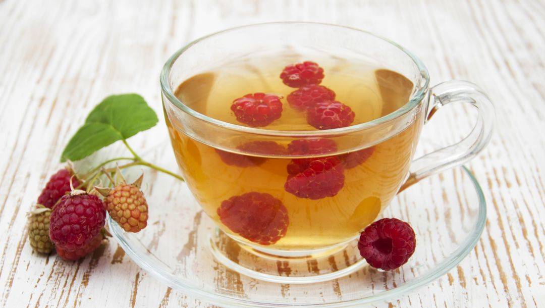 Чай из листьев малины: как правильнно приготовить