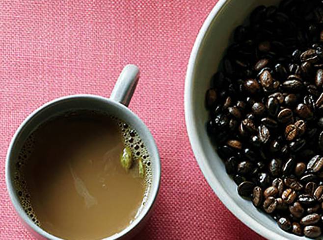 Кофе с кардамоном – полезные свойства, рецепты — разбираемся подробно