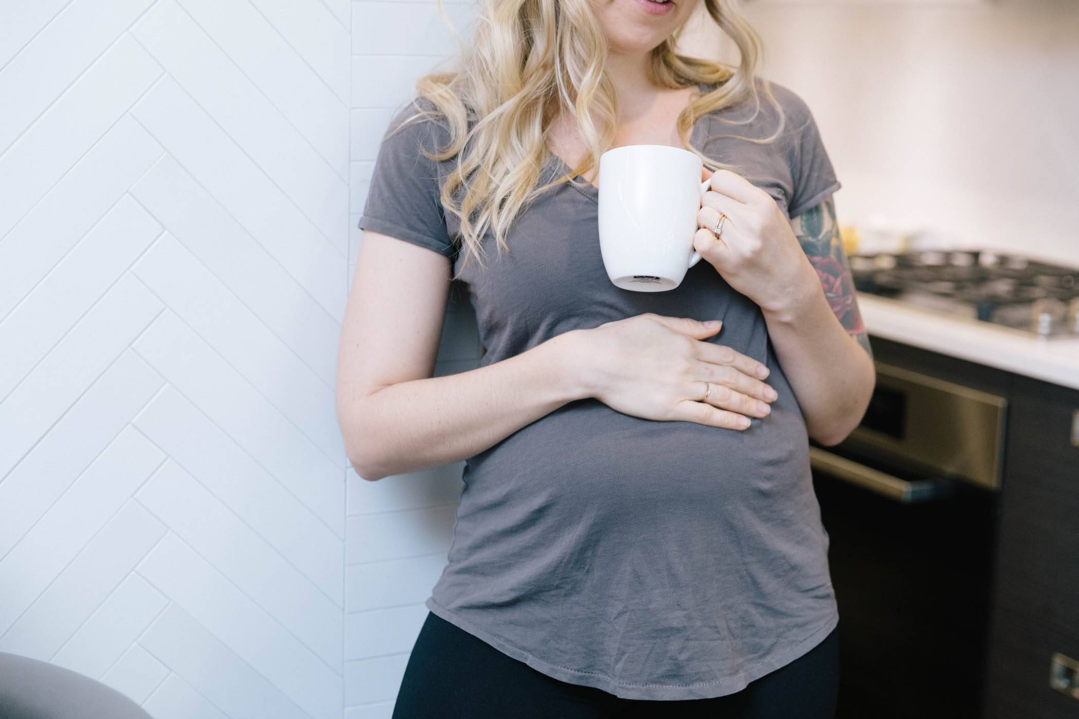 Можно ли пить кофе во время беременности?