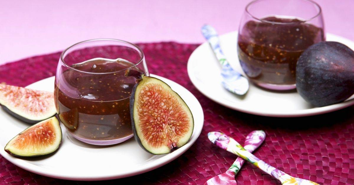 Рецепт кофе с инжиром из сушеных или свежих плодов