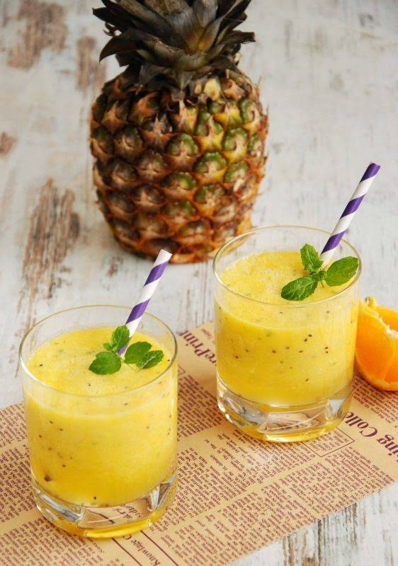Рецепты смузи с ананасом — от простых до изысканных