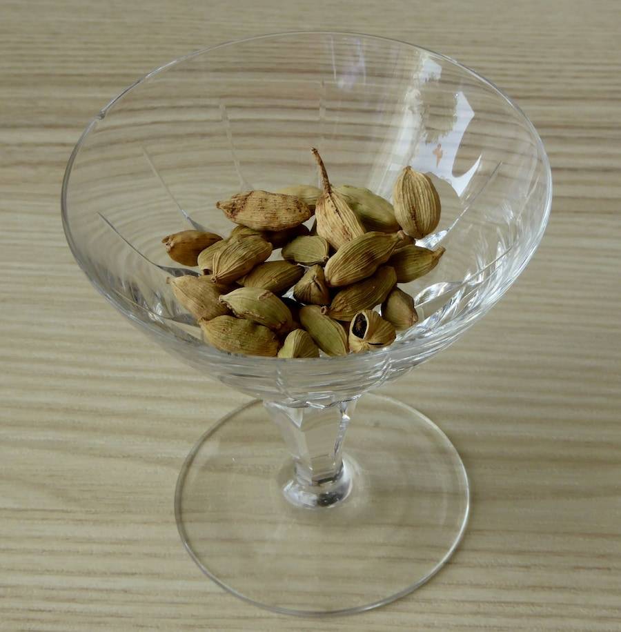 Чай с кардамоном