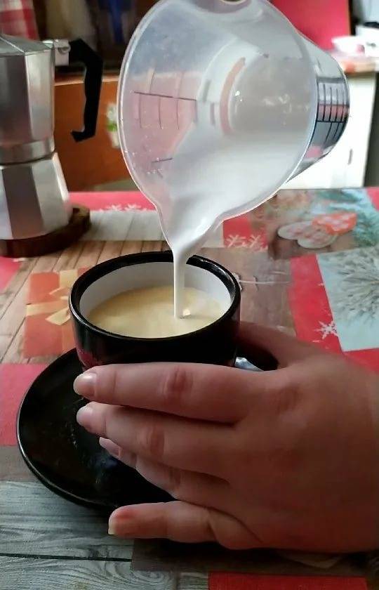 Как правильно взбить молоко для капучино