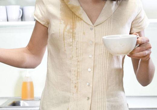 Пятно от кофе: чем и как отстирать кофейный след на белой и цветной одежде