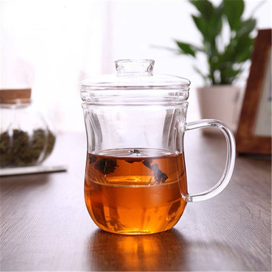 Магия бокала и тайна пиалы: как форма и размер чашки влияет на вкус чая?