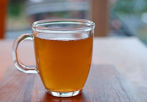 Приготовление чая с листьями брусники и его свойства