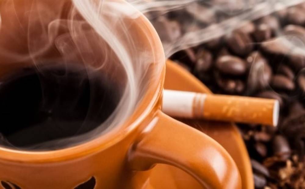 Что вреднее для здоровья кофе или сигареты | польза и вред