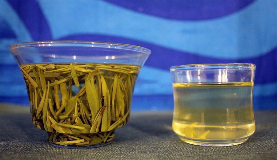 Всё о китайском жёлтом чае: свойства, состав, разновидности, польза, вред, как заваривать