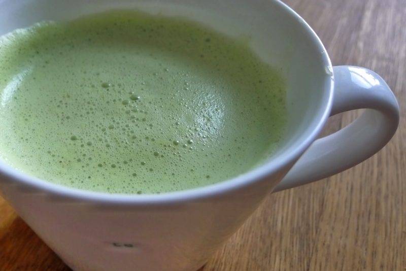 Пьют ли зеленый чай с молоком и как его заварить