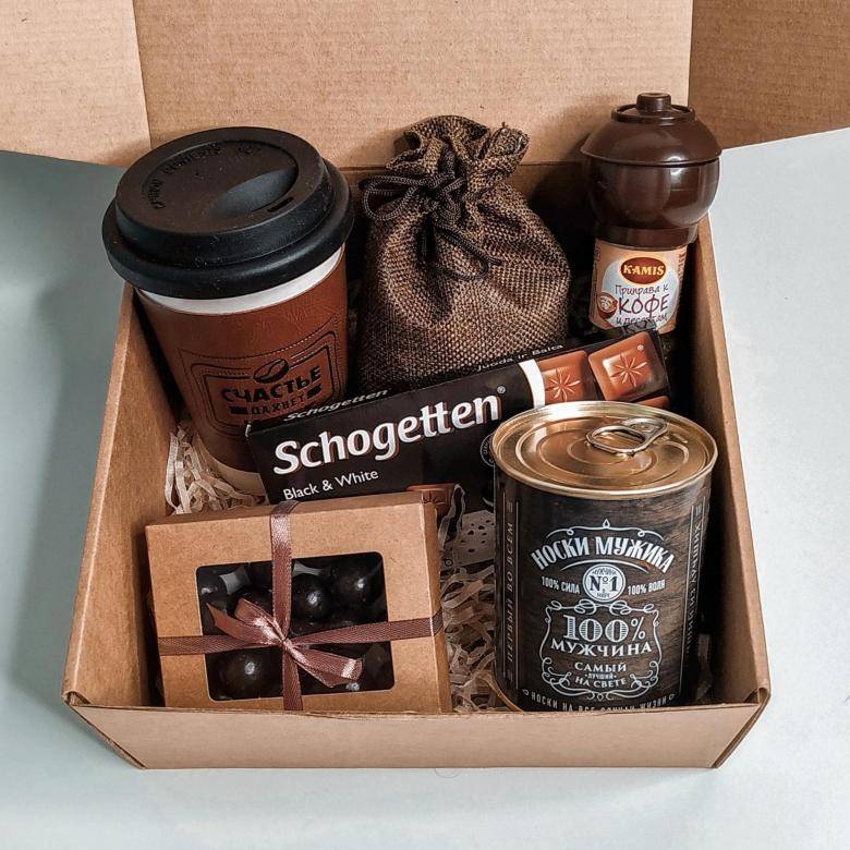 Кофе мужчине в подарок: как выбрать и оформить хороший и элитный кофейный набор для настоящего кофемана?
