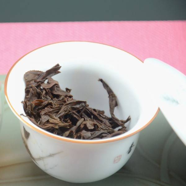 Лапсанг Сушонг – полезные свойства, вкус и как заваривать копченый чай