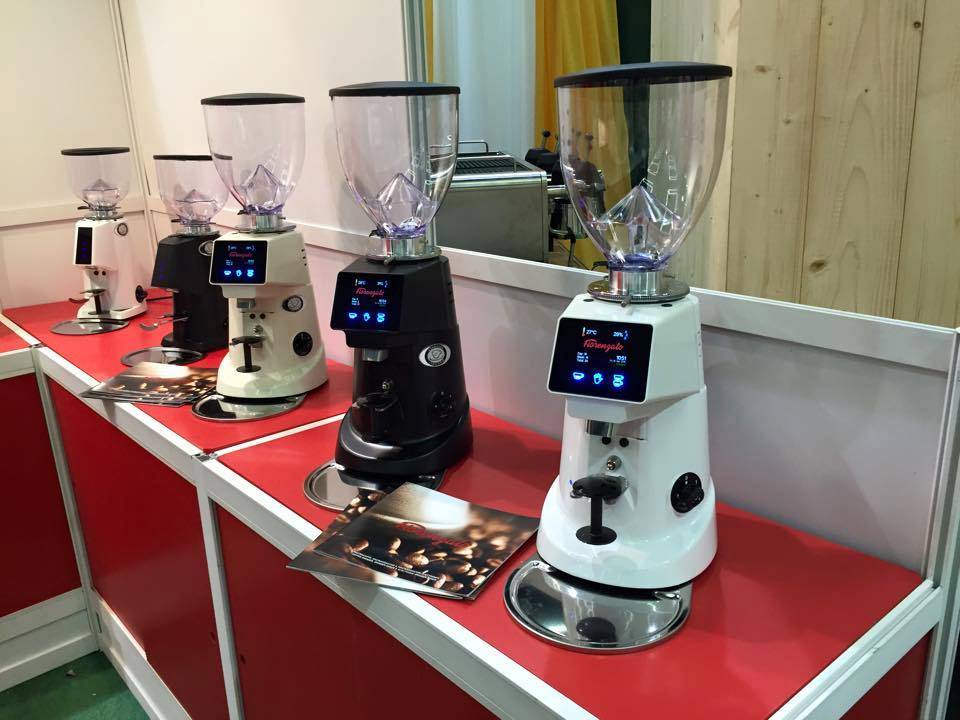 Рейтинг и описание лучших кофемолок: виды, бренды, модели и их характеристики