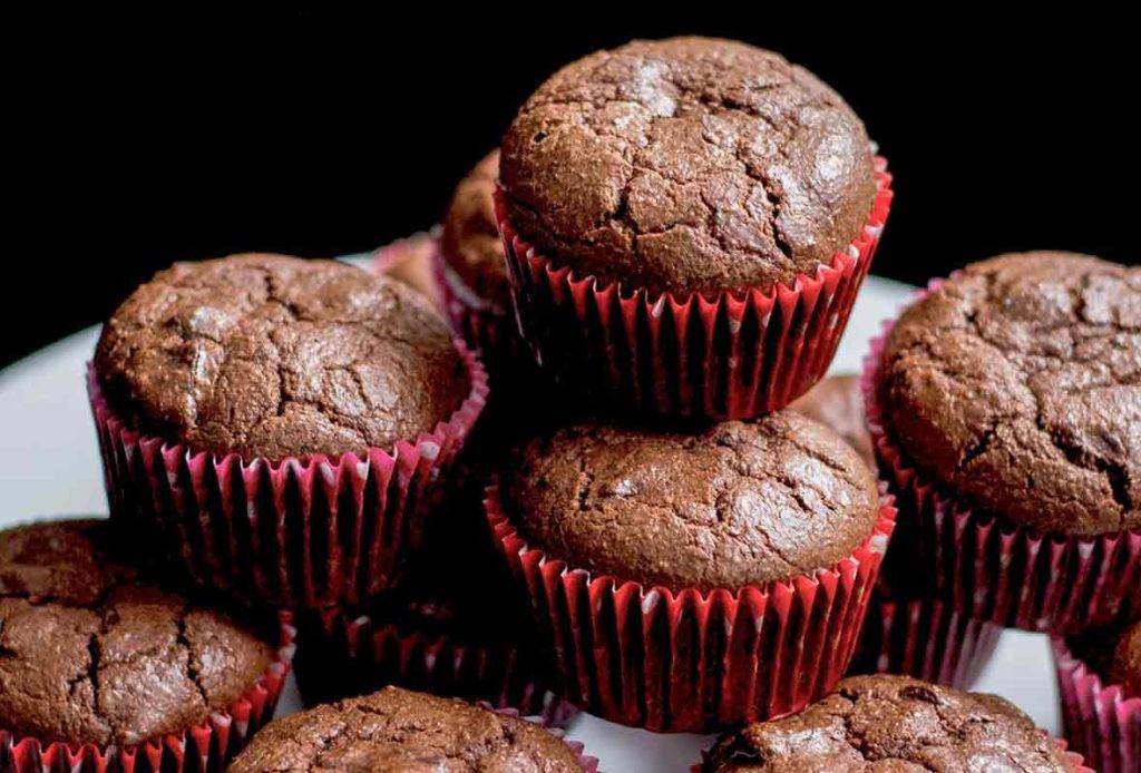 9 вкусных и простых рецептов шоколадного кекса, которые вы еще не пробовали
