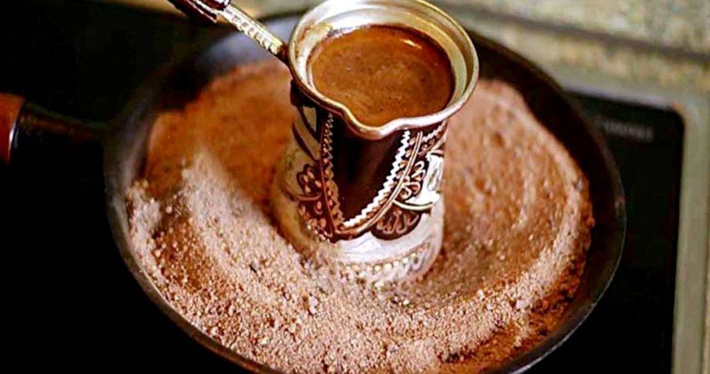 Как варить кофе по-турецки