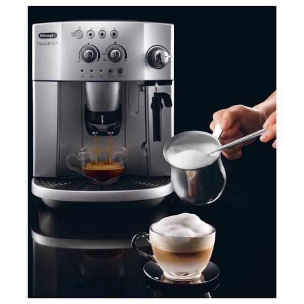 Чем кофеварка отличается от кофемашины - основные различия и преимущества-недостатки устройств