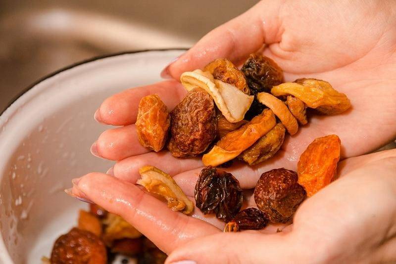 Как чистить грецкие орехи, чтобы они оставались целыми