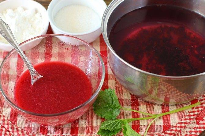Как сварить кисель из свежих ягод и крахмала: рецепты