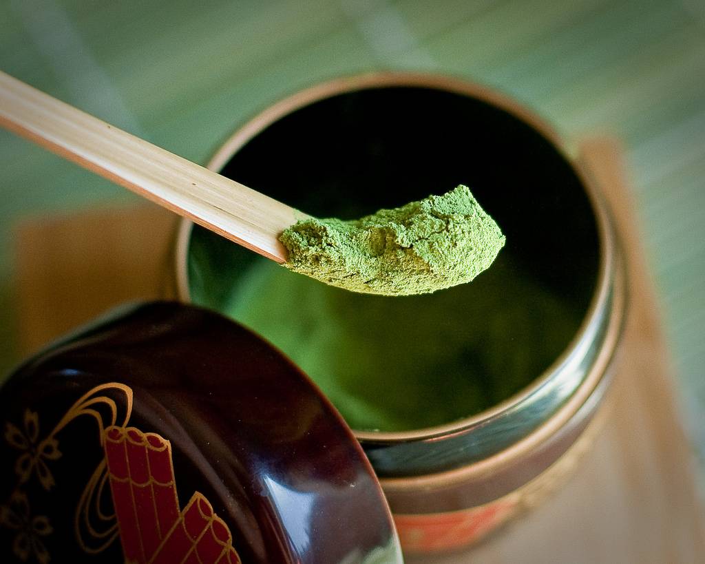Описание зеленого чая Чжу Е Цин или «Свежесть бамбуковых листьев»